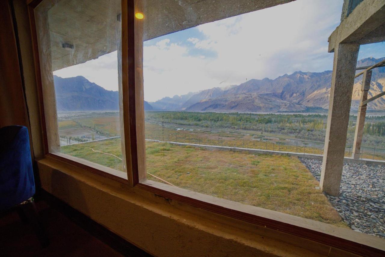 Baltistan Fort Skardu Resort Exterior photo